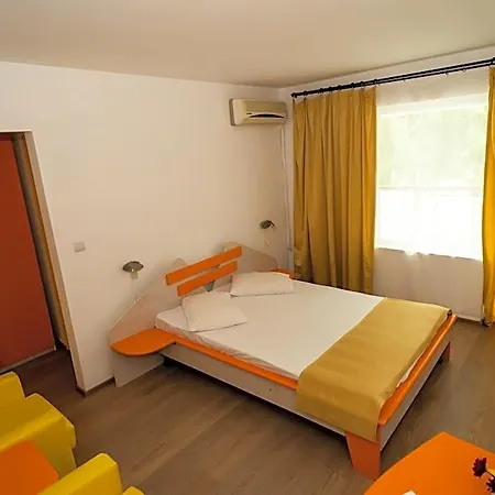Complex Majestic Jupiter Hotel
